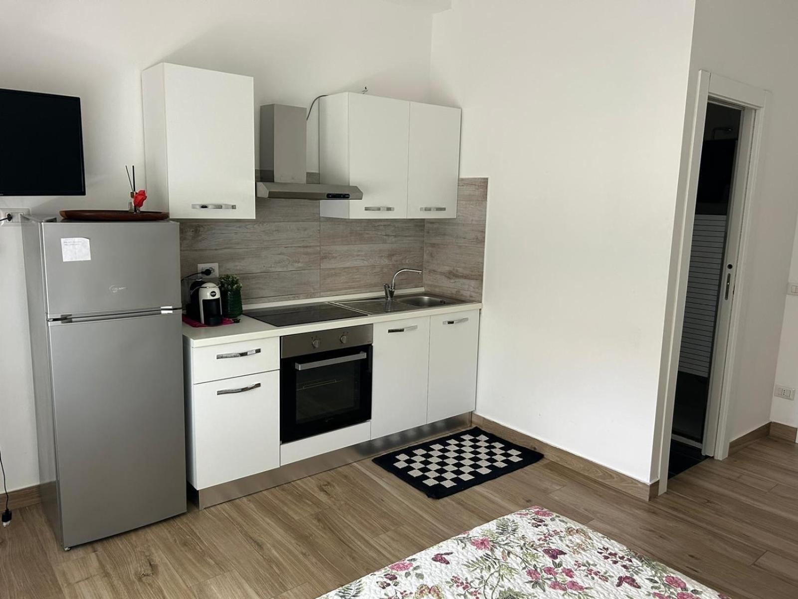 Beb Via Sardegna Apartment Legnano Exterior foto